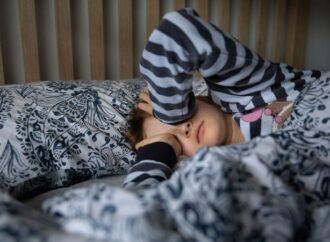 Childhood sleep issues may raise suicide risk, study finds